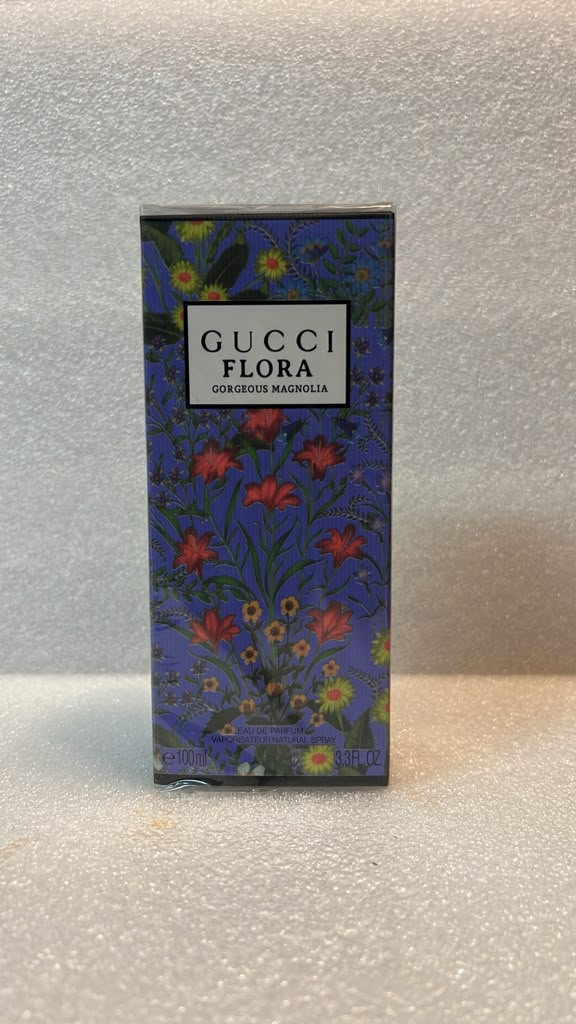 Gucci Flora Gorgeous Magnolia Eau de Parfum 100ml 3.3 fl oz perfume box